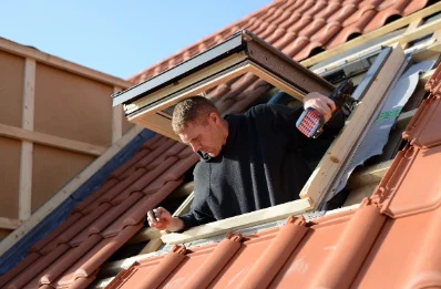 Pose de fenêtres de toit Velux à Treteau
